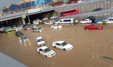 Uni Emirat Arab Dilanda Hujan Lebat dan Angin Kencang
