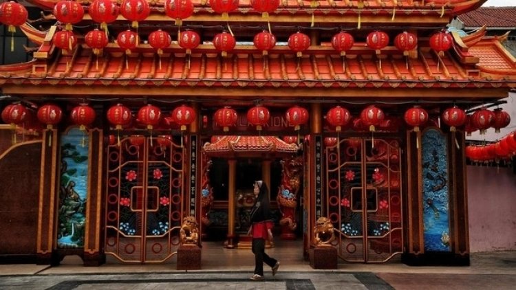 Jelajahi Keindahan dan Sejarah di Hok Lay Kiong Temple, Bekasi