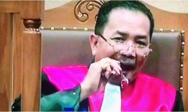 Persamaan Kasus Kopi Sianida Mirna dan Ferdy Sambo Menurut Hakim Binsar Gultom: Bukti dan Karakteristik Zat Menjadi Sorotan