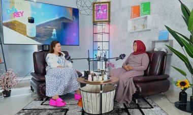 DIAREY: Sukses di Dunia Stand Up Komedi, Perjalanan Ajaib Mpo Citra dari Kecil yang Miskin