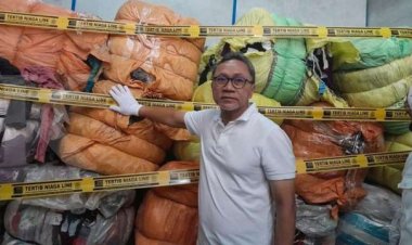 Operasi Pemusnahan Barang Impor Ilegal: Pemerintah Melancarkan Perang Melawan Perdagangan Ilegal Senilai Rp49 Miliar