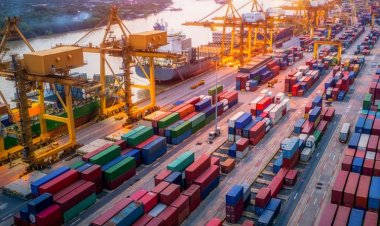 Pemerintah Perketat Pengawasan Keluar Masuk Barang Impor untuk Melindungi Industri Dalam Negeri