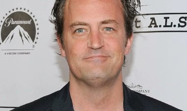 Bintang 'Friends', Matthew Perry, Meninggal Dunia di Usia 54 Tahun