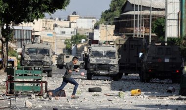 Serangan Israel Terhadap Palestina Terus Meningkat: 50 Kendaraan Militer Serbu Rumah Sakit di Tepi Barat