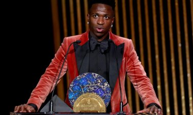 Vinicius Jr. Raih Penghargaan Socrates Award dan Bersumpah Melawan Rasisme di Dunia Sepakbola