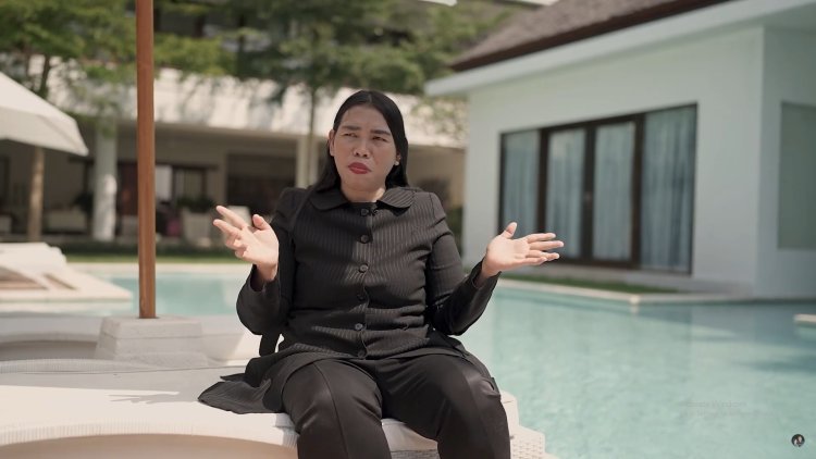 Petualangan Unik Rey Utami dan Mpok Citra: Euforia Berenang di Bali yang Mengesankan!