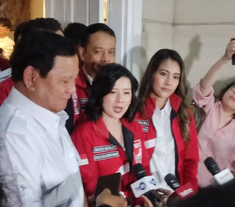 Prabowo Subianto Menunjukkan Kebanggaan Terhadap Joko Widodo