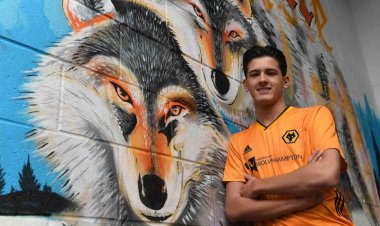 Justin Hubner, Pemain Wolves, Siap Menjadi WNI Setelah Proses Naturalisasi Mencapai Tahap Akhir
