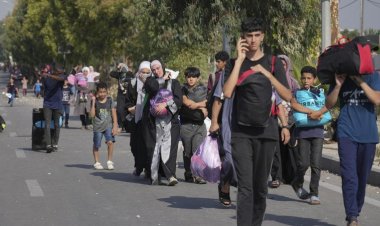 Puluhan Ribu Warga Palestina Mengungsi dari Gaza dalam Perang Melawan Israel