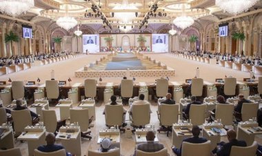 Yordania hingga Saudi Tolak Usul Iran Embargo Minyak ke Israel