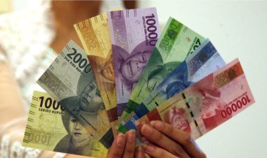 Rupiah Menguat di Awal Pekan Berkat Sinyal Pelonggaran Kebijakan The Fed dan Neraca Perdagangan Positif