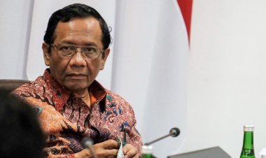 Mahfud MD, Calon Wakil Presiden, Klaim Berani Bongkar Kasus Korupsi: Ancaman Jenderal Tidak Meruntuhkan Komitmennya