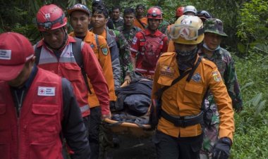 Tragedi Gunung Marapi: Evakuasi dan Identifikasi Korban Berlanjut, Jalur Pendakian Ditutup