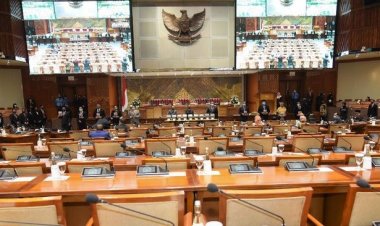 RUU DKJ Disahkan: Gubernur dan Wakil DKJ Ditunjuk Presiden, PKS Menolak Pemindahan Ibu Kota