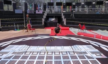 Persiapan Debat Pertama Pilpres 2024: Pasangan Capres dan Cawapres Bersaing Ketat di Panggung KPU