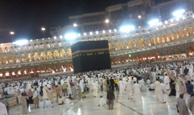 Setelah Delapan Tahun, Iran Izinkan Warganya Menjalankan Ibadah Umrah di Arab Saudi