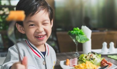 7 Makanan Sehat untuk Meningkatkan Daya Ingat Anak