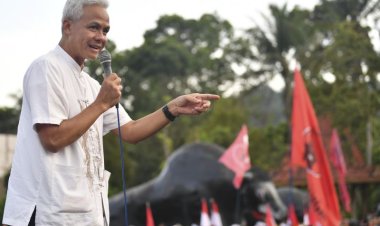 Ganjar Pranowo Resmikan Program Ambisius '1 Keluarga Miskin 1 Sarjana' di Sukoharjo untuk Maksimalkan Potensi Bonus Demografi