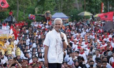 Ganjar Pranowo, Program 1 Keluarga Miskin 1 Sarjana Meluncur di Sukoharjo