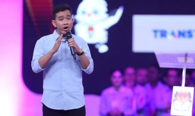 Gibran Rakabuming 'Nepo Baby': Kontroversi dan Penampilan Memukau di Debat Cawapres Pertama