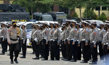 Persiapan Hebat! 2.366 Personel Gabungan Siaga Amankan Debat Ketiga Pilpres 2024 di Istora Senayan