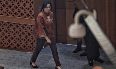 Sri Mulyani Klarifikasi Isu Mundur dari Kabinet Jokowi: Fokus Bekerja Meski Dinilai Tak Nyaman