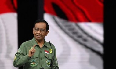 Mahfud MD Dilaporkan ke Bawaslu atas Pernyataan 'Recehan dan Ngawur'