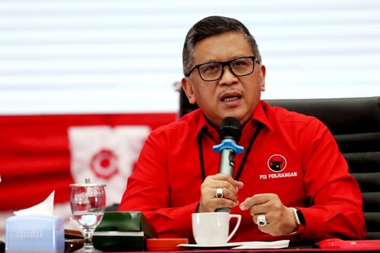 Hasto Mendorong Pembentukan Komite Independen untuk Audit Hasil Survei Pilpres 2024