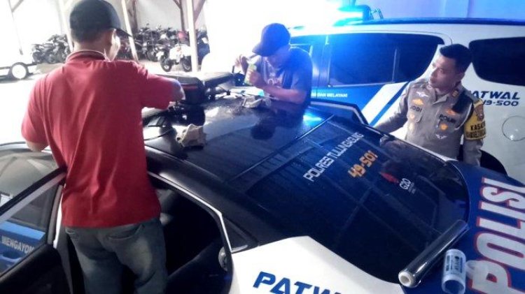 Kapolri Respon Kritikan dengan Tutup Kaca Film, Masyarakat Sambut Positif