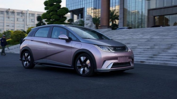 BYD Meluncurkan Mobil Listriknya di Indonesia: Tawarkan 3 Model, Targetkan 50 Dealer Hingga Akhir 2024