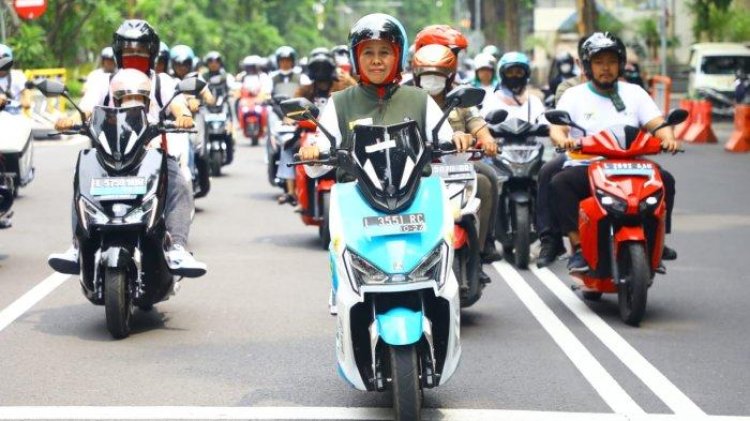 Rencana Kenaikan Pajak Sepeda Motor Bensin untuk Dukung Kendaraan Listrik
