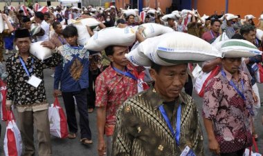 Bansos Beras 10 Kg Dihentikan Sementara Gara-gara Pemilu: Pemerintah Indonesia Responsif Terhadap Kebutuhan Masyarakat