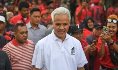 Ganjar Pranowo Ajak Relawan Ungkap Kecurangan Pemilu 2024 di Jawa Timur: Upaya Awal untuk Mempertahankan Demokrasi