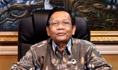 Mahfud Kritik Anggaran Makan Siang Gratis di APBN 2025