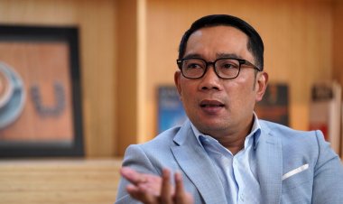 Ridwan Kamil Jelaskan Baliho 'Otw Jakarta' adalah Iklan untuk Produk Perawatan Kulitnya yang Akan Diluncurkan