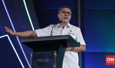 Zulkifli Hasan Akan Revisi Aturan Pembatasan Barang Impor Penumpang Pesawat