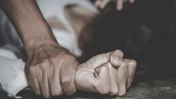Wanita Muda Diperkosa Dua Anak Pejabat di Dalam Mobil Dinas